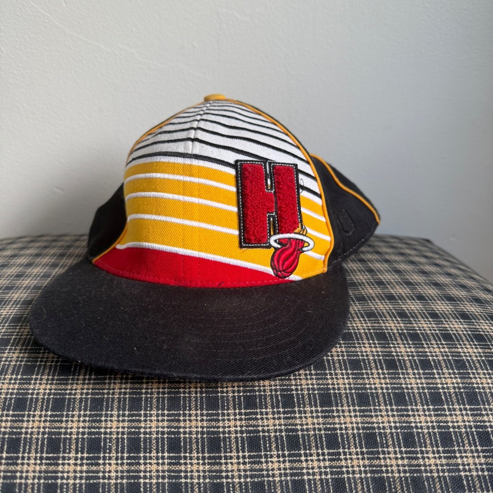 UNK NBA Miami Heat Striped Embroidered Logo Baseball‎ Hat Size OS Black Yellow